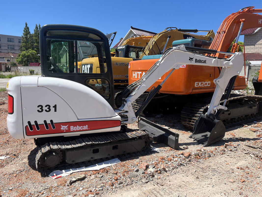 Mini-excavateur Bobcat 331 Petit creuseur de trous de poste d'occasion creuseur de seconde main