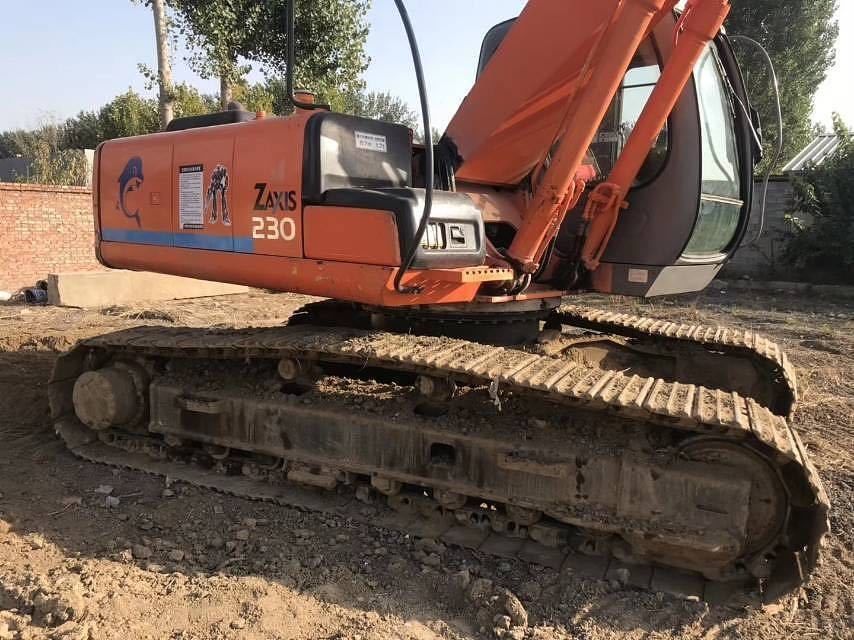 Hitachi vente à chaud d'occasion Japon Origine HITACHI ZX260 Excavateur à rouleaux Prix bon marché Excavateur à chaîne d'occasion