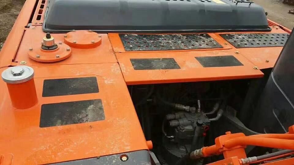 20 TON utilisés Hitachi ZAXIS 200 chargeuse de pelle excavatrice minière équipement lourd creuseur sacocheuse ZX200 Bon état Prix final Exc