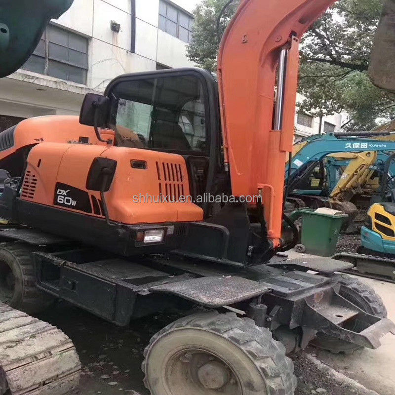 excellente performance pour Doosan 60w utilisée excavateur à roues de seconde main excavateur à roues doosan DX60W