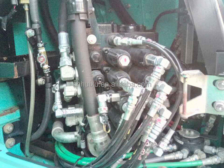 Meilleur vendeur d'occasion excavateur à rampe Kobelco135/Used bonne qualité de la machine de creusement Kobelco135 à vendre