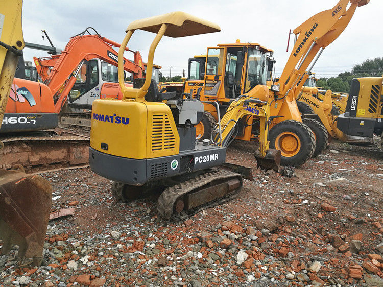 une excavatrice komatsu utilisée de 5 tonnes/3 tonnes/2 tonnes/1 tonne en bon état