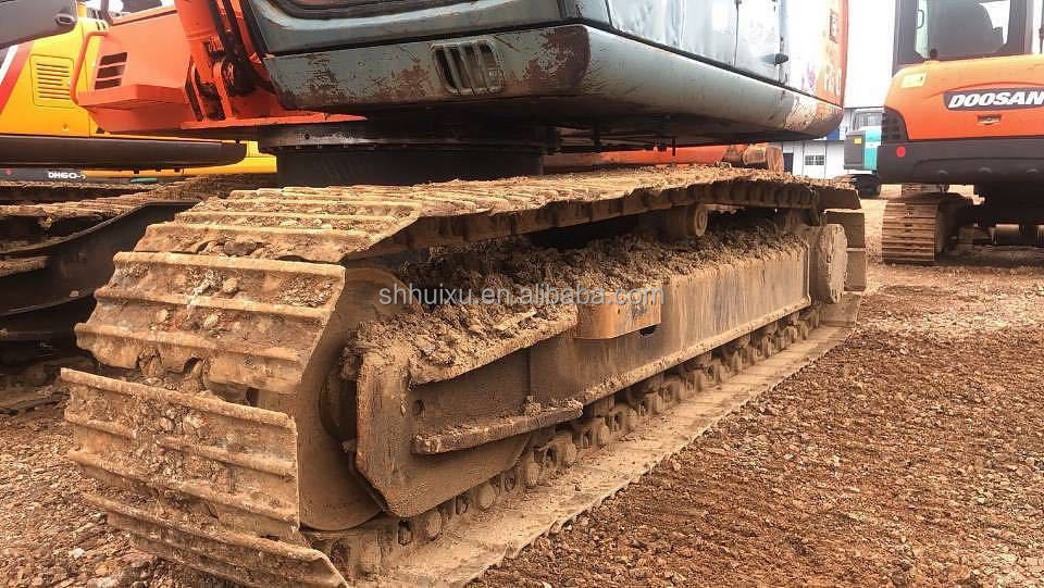 Vente à chaud d'une excavatrice d'occasion Hitachi EX120 à vendre une excavatrice d'occasion en bon état.