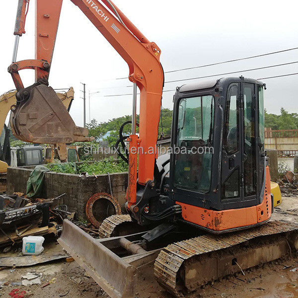 Hitachi en stock Mini-pelée japonaise HITACHI 50 à vendre/Une petite pelle à excavatrice d'occasion en bon état HITACHI 50