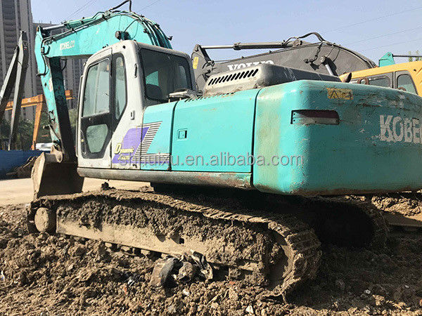 Kobelco SK200 Vente à chaud de l'excavateur à rampe d'occasion Kobelco SK250-6e Machine de creusement d'occasion prix pas cher