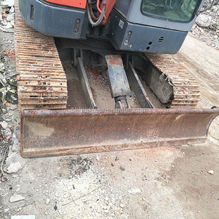 Hitachi en stock Mini-pelée japonaise HITACHI 55 à vendre/Une petite pelle à excavatrice en bon état HITACHI 55