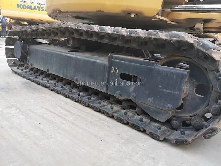 Une bonne qualité d'occasion Mini excavateur à rampe utilisée CAT303E 3T Machine de creusement de chenille utilisée chenille en stock