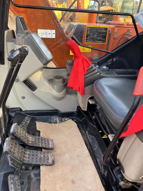 Hitachi en stock utilisé Hitachi mini excavatrice zx60 Japon année 2019/de seconde main Petite excavatrice à rampe en bon état HITACHI 60