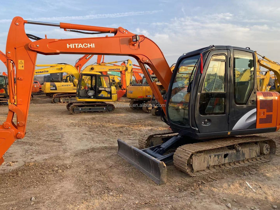 Hitachi en stock utilisé Hitachi mini excavatrice zx60 Japon année 2019/de seconde main Petite excavatrice à rampe en bon état HITACHI 60