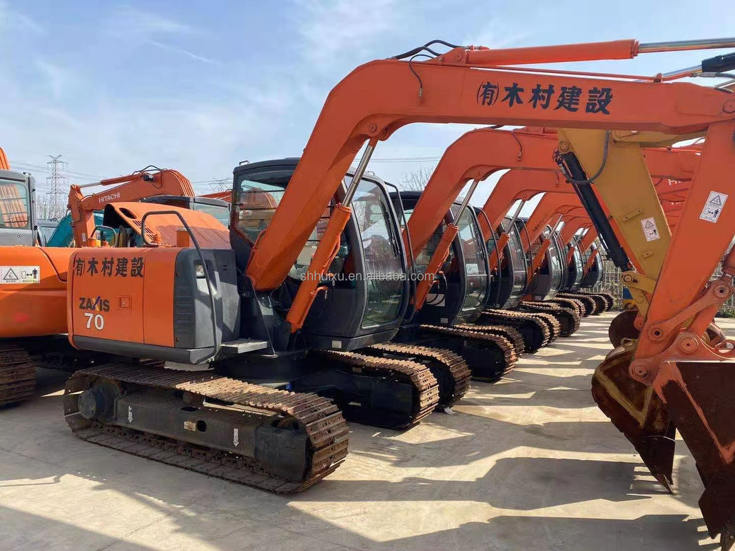 Hitachi en stock Mini-pelée japonaise HITACHI 70 à vendre/Une petite pelle à excavatrice d'occasion en bon état HITACHI 70