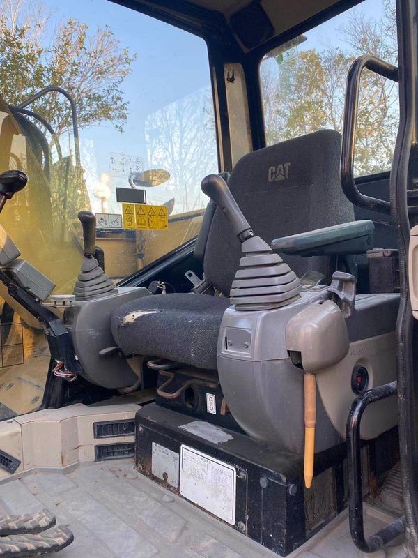 Excavateur à rouleaux d'occasion de bonne qualité Caterpillar cat313C / moteur japonais d'occasion cat 313C