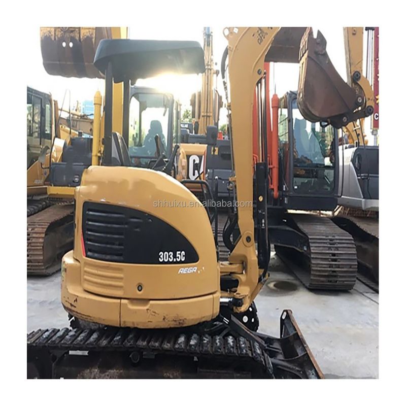 Bonne qualité mini excavateur hydraulique d'occasion CAT303.5 Excavateur à chenilles de seconde main à vendre chenille en stock