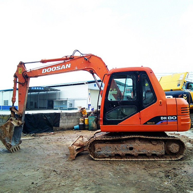 Excavateur d'occasion de 8 tonnes Doosan DX80 Modèle 80 mini projet d'occasion DX80 à vendre