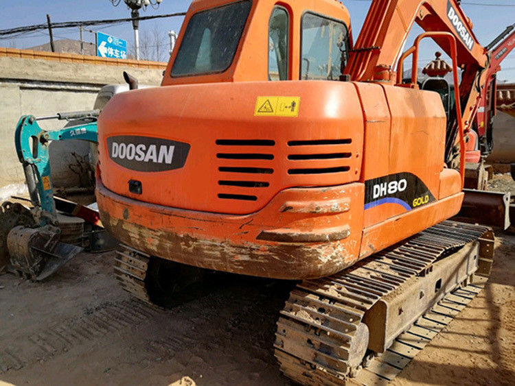 Excavateur d'occasion de 8 tonnes Doosan DX80 Modèle 80 mini projet d'occasion DX80 à vendre
