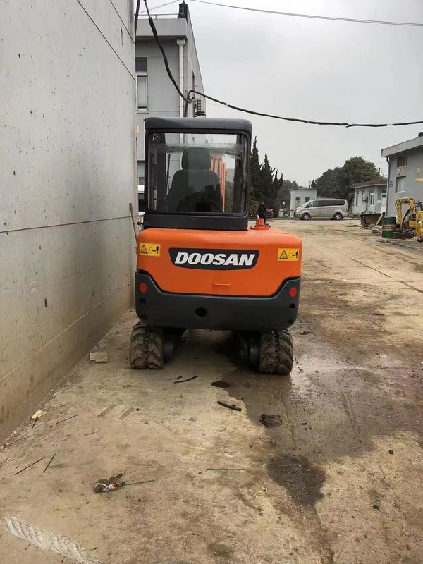Excavateur hydraulique japonais 3 tonnes à vendre