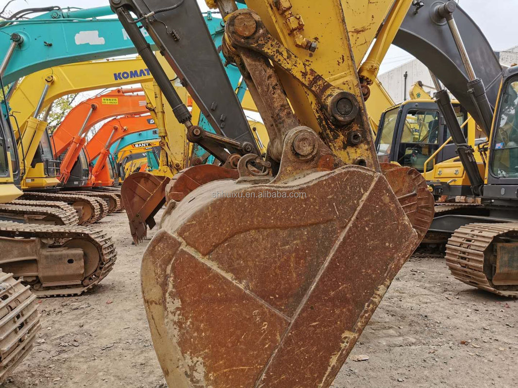 Komatsu Excavateur PC230 d'occasion parfaite performance action rapide bas prix