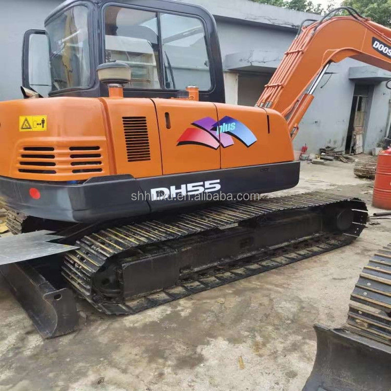 Vente à chaud de Doosan Mini excavateur utilisé Doosan ex55 Excavateur hydraulique à rampe d'occasion DOOSAN DH55 origine coréenne