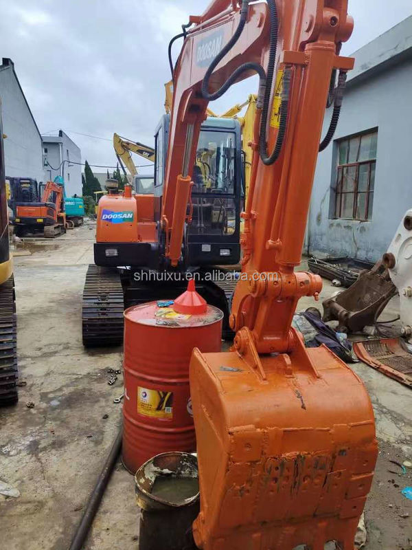 Vente à chaud de Doosan Mini excavateur utilisé Doosan ex55 Excavateur hydraulique à rampe d'occasion DOOSAN DH55 origine coréenne