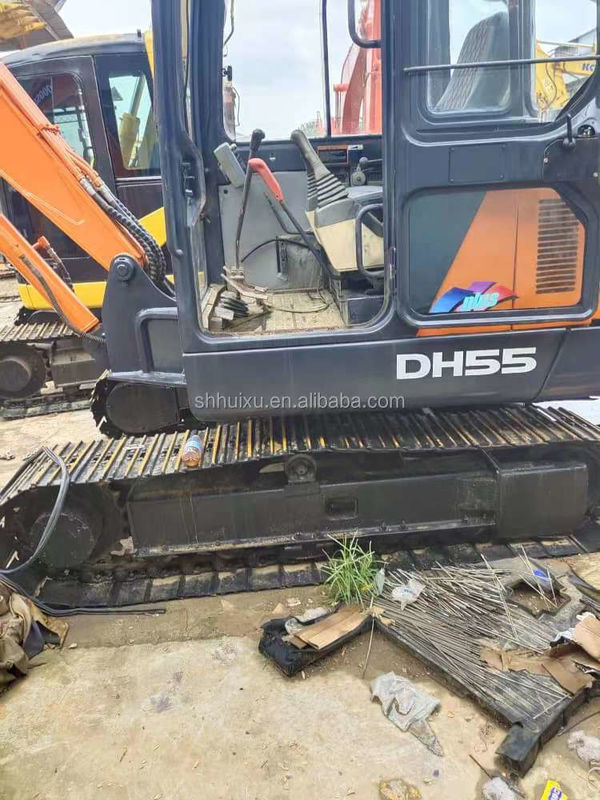Vente à chaud de Doosan Mini excavateur utilisé Doosan ex55 Excavateur hydraulique à rampe d'occasion DOOSAN DH55 origine coréenne
