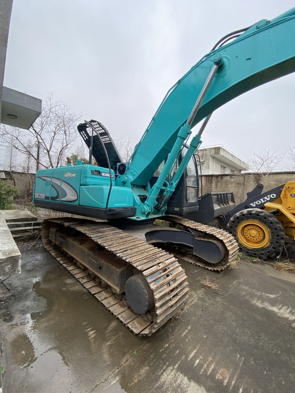 Kobelco SK200 d'occasion Kobelco SK200-8 Excavateur hydraulique à rampe en bon état Machine de creusement d'occasion bon marché