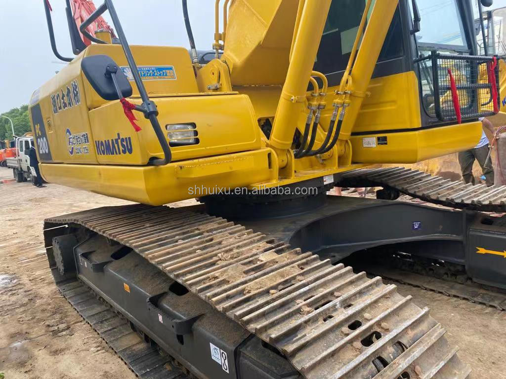 Komatsu Excavateur à rouleaux hydrauliques de seconde main de bonne qualité Machine de creusement d'occasion d'origine japonaise utilisée excavateur komatsu pc200-8 Excavateur Komatsu