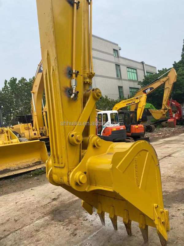 Komatsu Excavateur à rouleaux hydrauliques de seconde main de bonne qualité Machine de creusement d'occasion d'origine japonaise utilisée excavateur komatsu pc200-8 Excavateur Komatsu