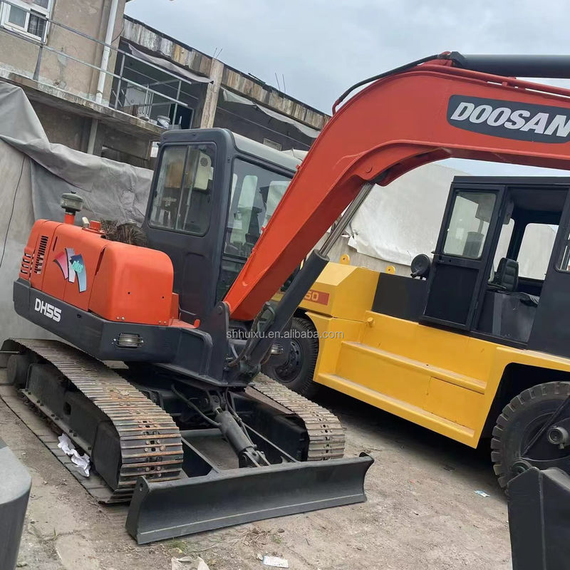 Vente à chaud des excavatrices d'occasion Doosan 55, Doosan DH55 Digger Mini Excavatrice d'occasion