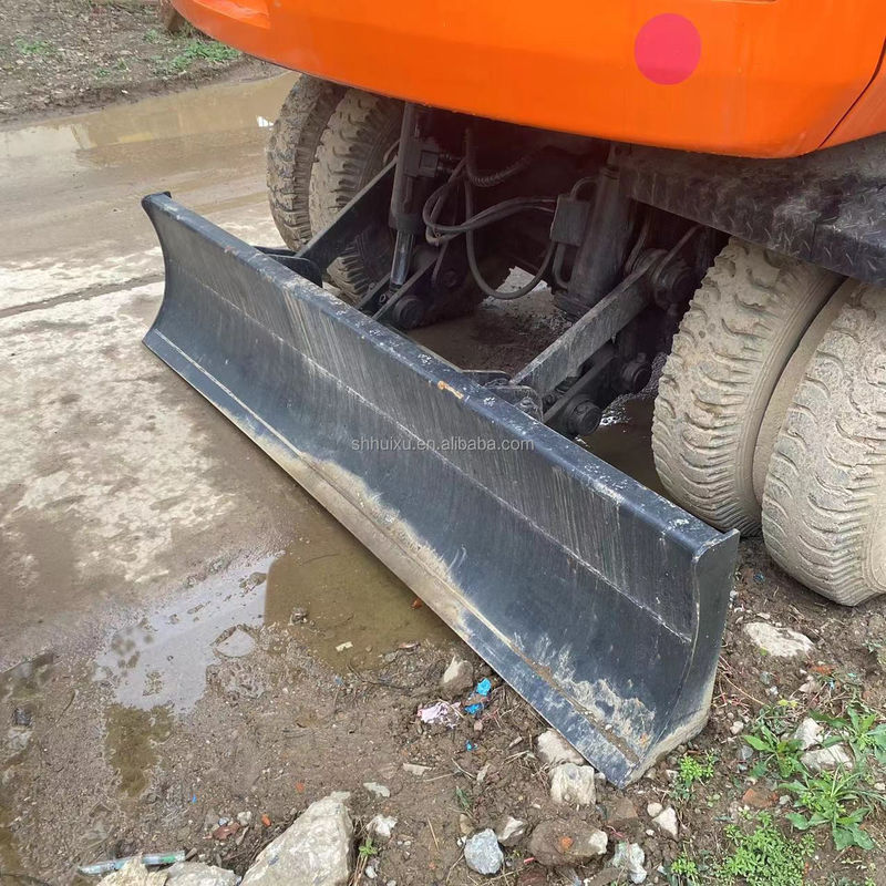 Vente à chaud de Doosan Vente à chaud d'occasion Doosan DH150 W-7 Excavateur d'occasion en bon état Excavateur à roues.