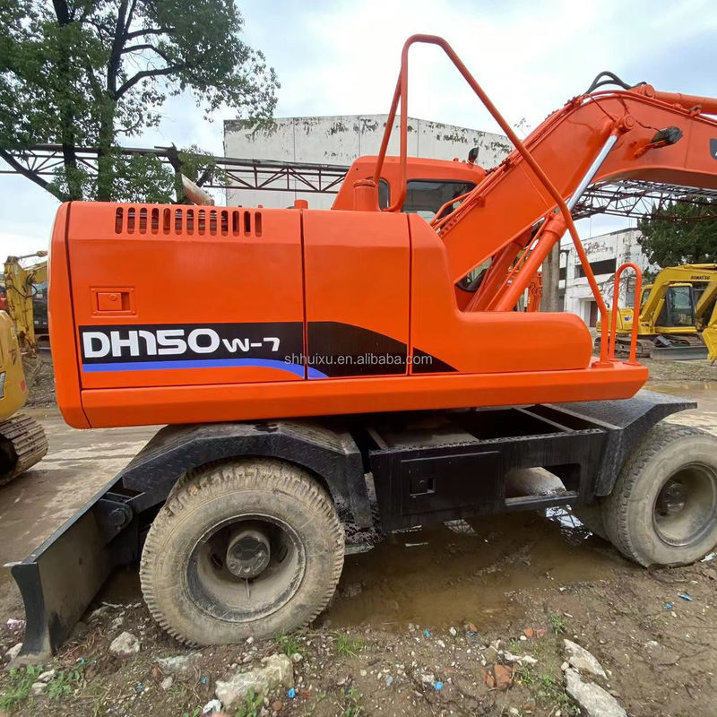 Vente à chaud de Doosan Vente à chaud d'occasion Doosan DH150 W-7 Excavateur d'occasion en bon état Excavateur à roues.