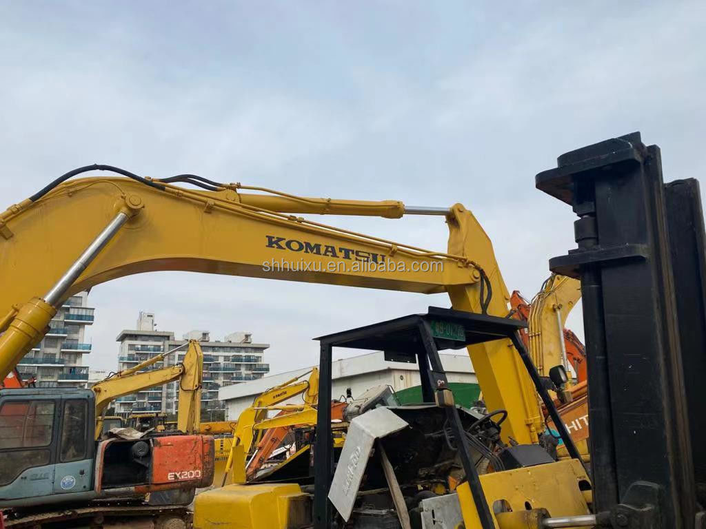Komatsu Excavateur PC200-7 à rampe utilisée machine à creuser d'occasion d'origine japonaise à vendre