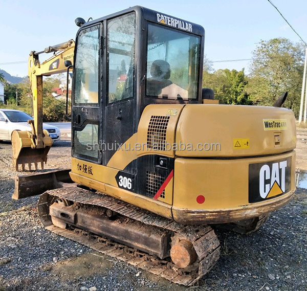 Excavateur Caterpillar d'occasion Petite excavatrice hydraulique à rampe CAT306 bonne qualité Caterpillar en stock