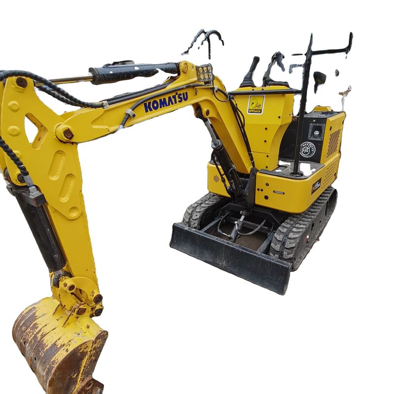 Komatsu KOMATSU PC15 excavateur hydraulique à rampe d'occasion d'origine japonaise Prix bon marché Mini-excavateur d'occasion De bonne qualité Excavateur Komatsu