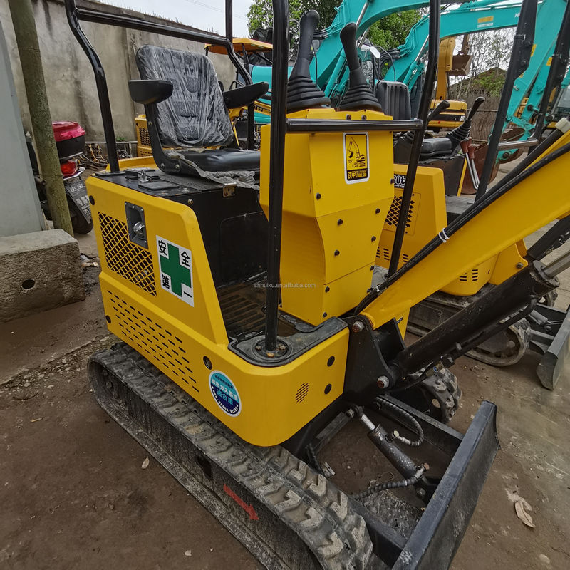 Komatsu KOMATSU PC15 excavateur hydraulique à rampe d'occasion d'origine japonaise Prix bon marché Mini-excavateur d'occasion De bonne qualité Excavateur Komatsu