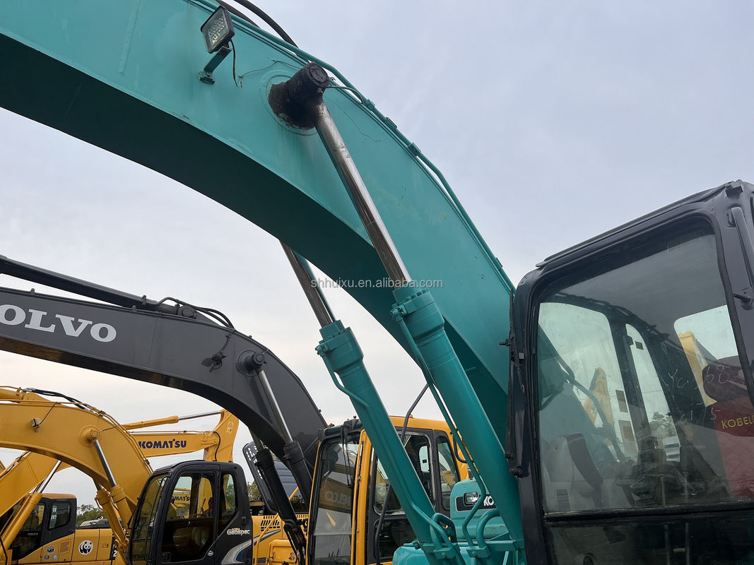 Excavateur d'occasion Kobelco SK200 produit de vente à chaud de seconde main KOBELCO SK200 à vendre