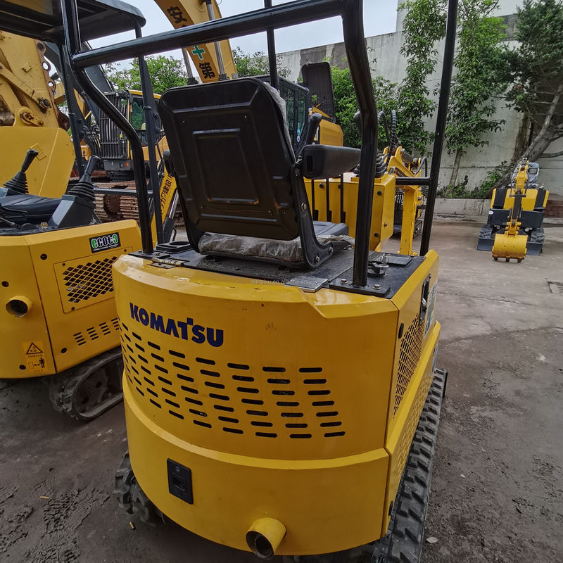 Komatsu KOMATSU PC15 excavateur hydraulique à rampe d'occasion d'origine japonaise Prix bon marché Mini-excavateur d'occasion De bonne qualité Excavateur Komatsu