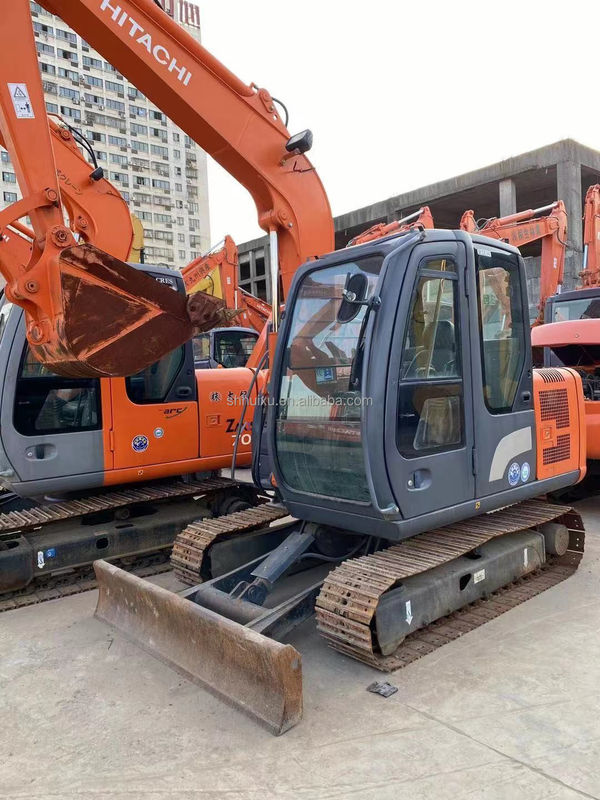 Vente à chaud HITACHI Excavator hydraulique à rouleaux HITACHI ZX60 d'occasion en bon état
