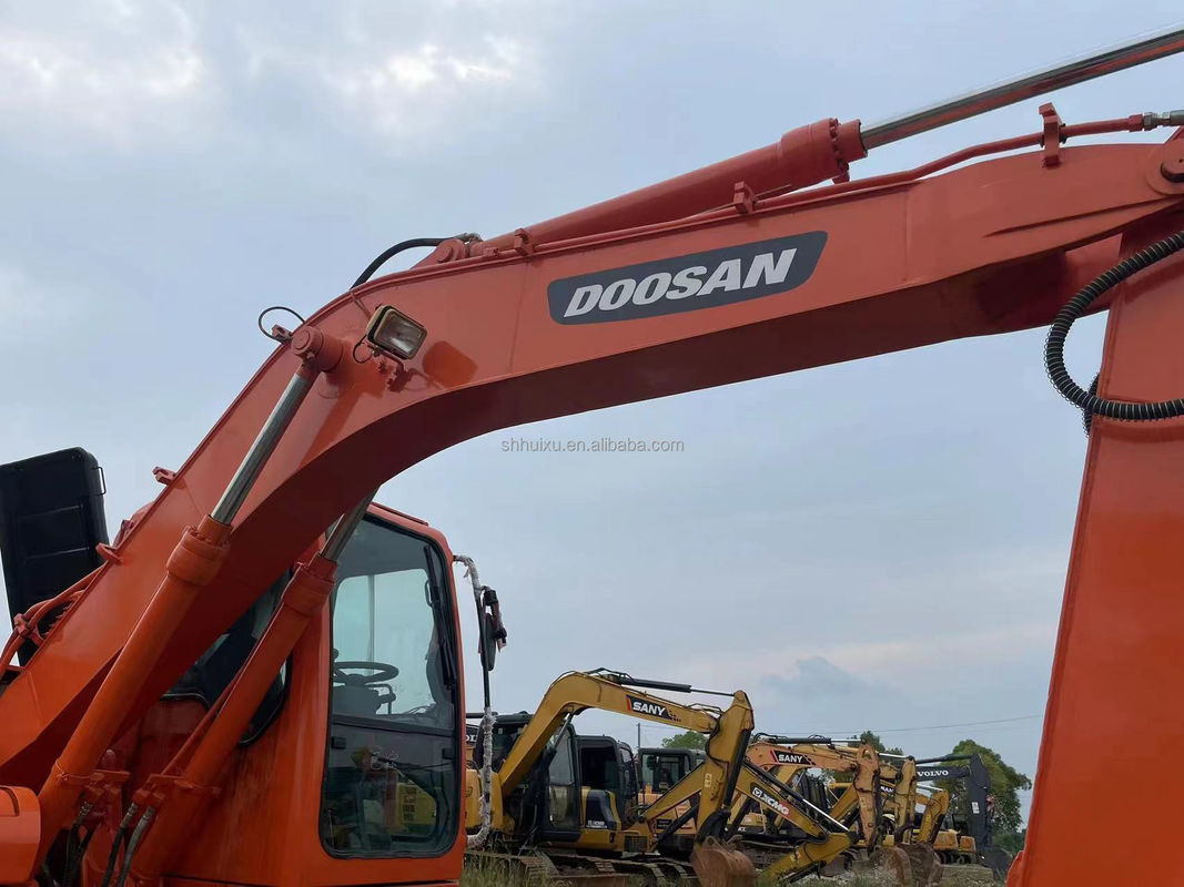 Chine excavateur à roues Doosan 150 excavateur d'occasion machine lourde grande excavatrice