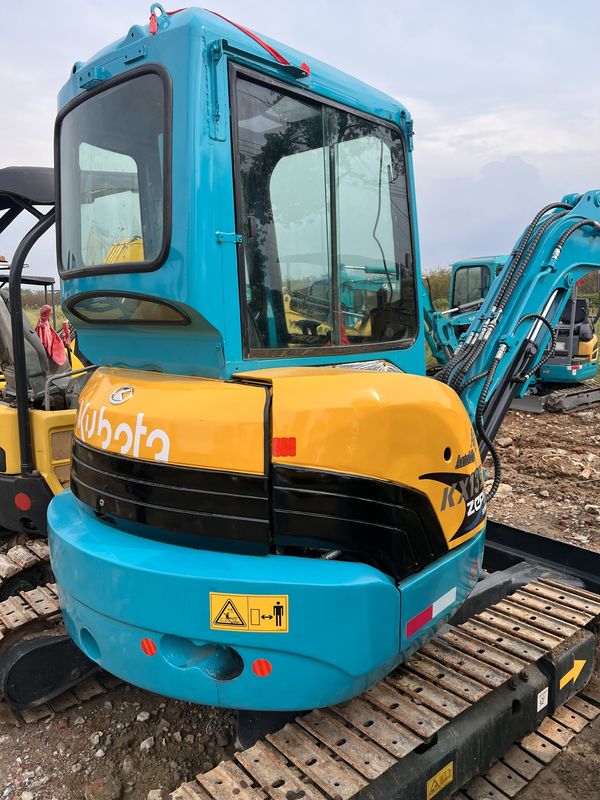 une mini-pelée d'occasion Kubota 135 à bas prix
