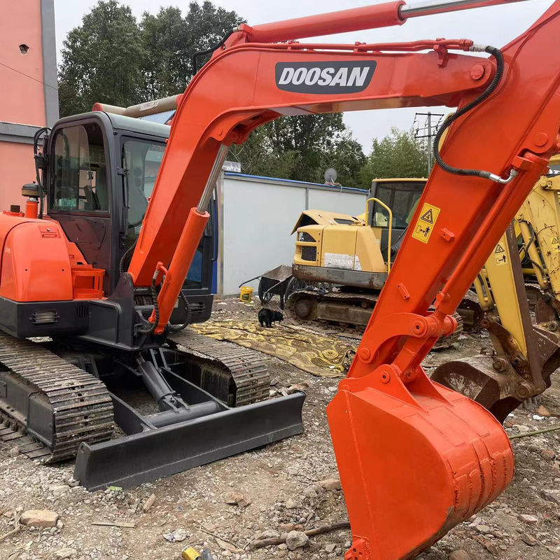 Excavateur hydraulique utilisé Doosan DH60-7 petit creuseur excavateur utilisé machine d'occasion bon marché vendu