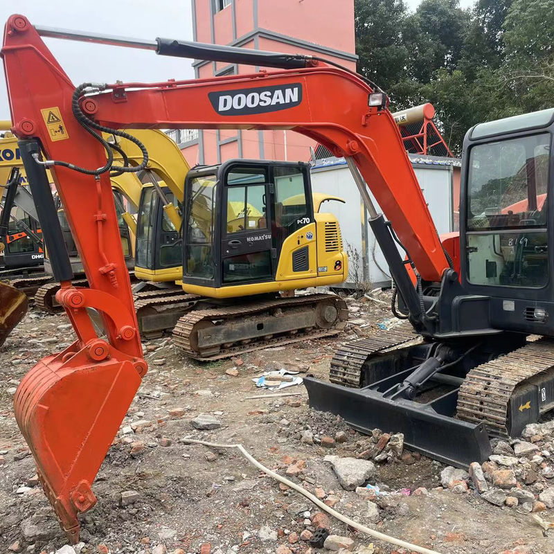 Machine d'ingénierie et de construction utilisée Doosan 55 excavateur utilisé à vendre excavateur utilisé à vendre
