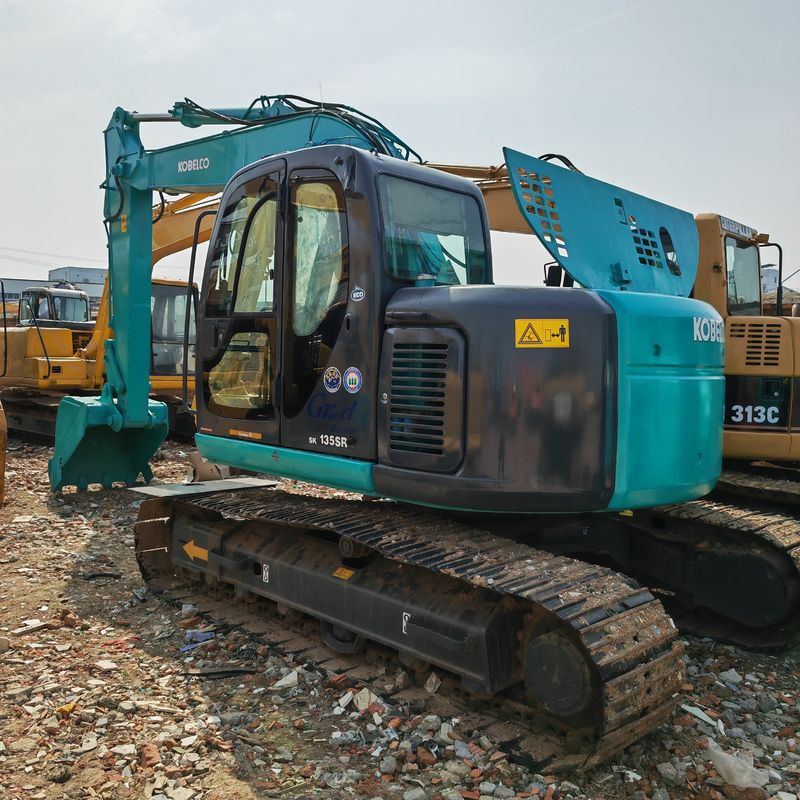 temps de travail réduit excavateur à rampe d'occasion kobelco 135/couleur d'origine kobelco 135 utilisé en vente