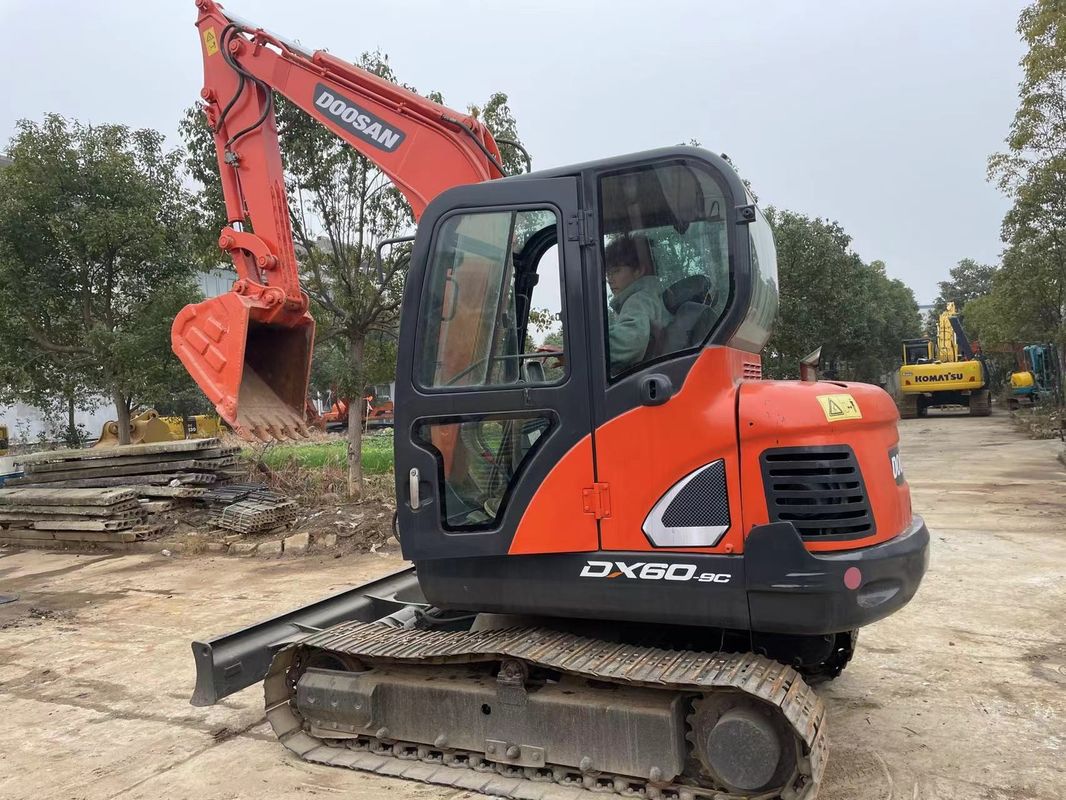 Vente de mini-excavateurs pour les mini-excavateurs Doosan DX60 mini mini utilisé mini-excavateur