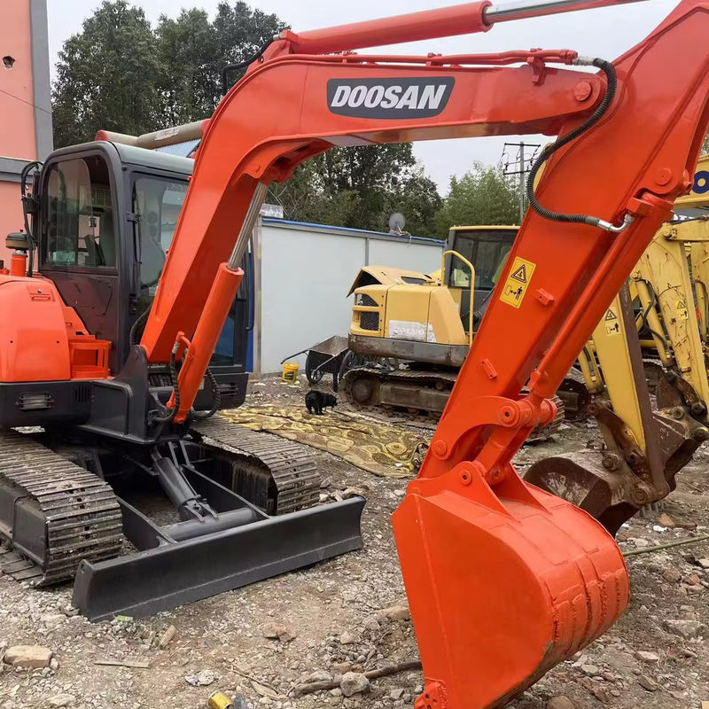 Une nouvelle bonne vente de l'excavateur d'occasion Doosan DH60W utilisé doosan excavateur bon marché prix doosan 60
