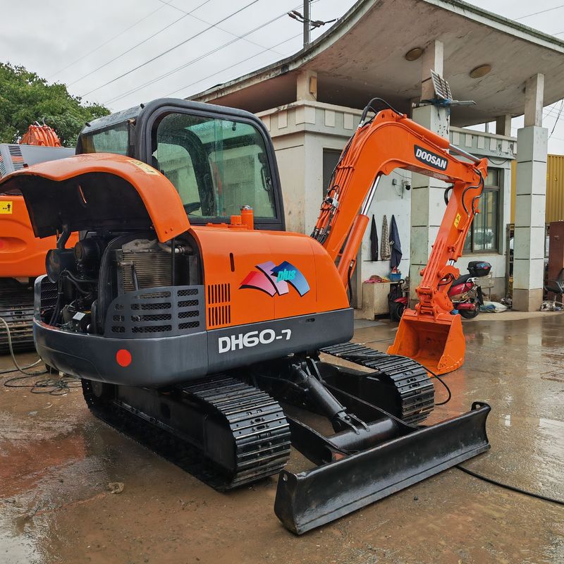 Excavateur à rampe utilisée Doosan Dh60/deuxième main Excavateur à rampe utilisée Doosan Dh60 en vente