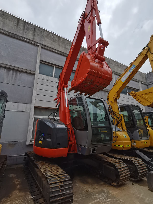 Hitachi vente à chaud d'occasion Hitachi 75US excavateur hydraulique à rampe d'origine japonaise mini-excavateur d'occasion de bonne qualité Prix bon marché