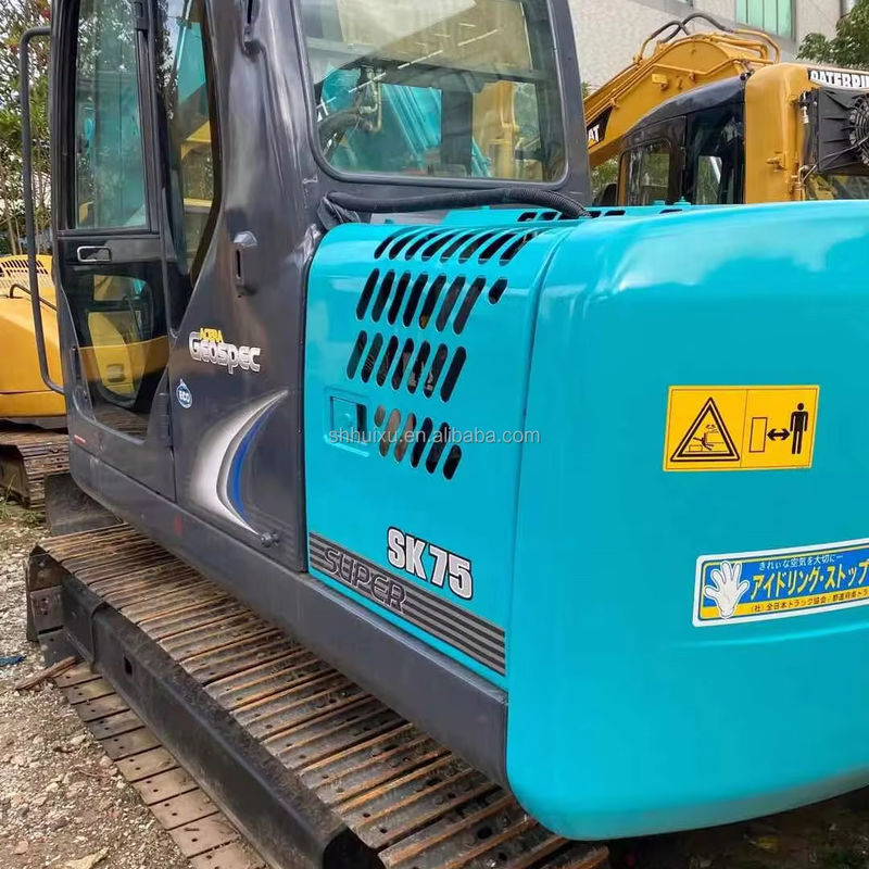 Couleur bleue Peinture d'origine utilisée Kobelco 75 Excavateur d'occasion 7,5 Tonnes