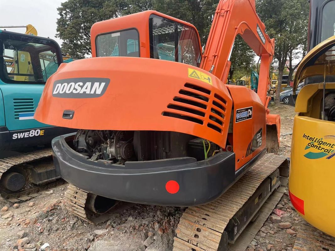 Excavatrice à charpente utilisée/ meilleure qualité utilisée Doosan75 d'origine coréenne utilisée mini-excavatrice Doosan75