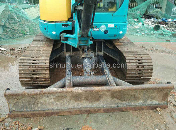 Excavateur d'occasion de qualité japonaise Kubota 155 petit 5,5 tonnes mini excavateur à rampe d'occasion avec lame et ligne de disjoncteur