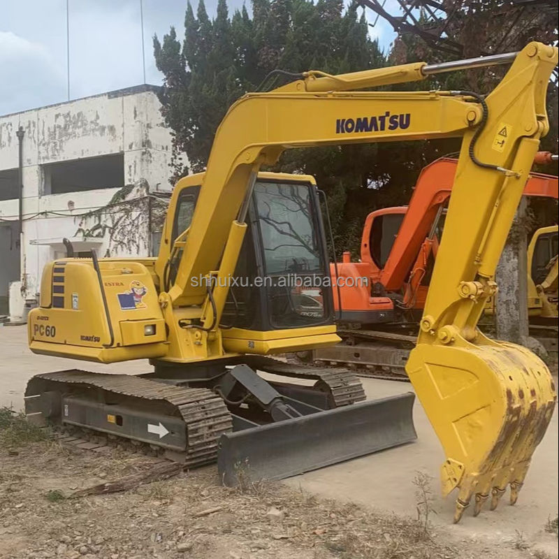 Komatsu Excavateur d'occasion Komatsu PC200 20 tonnes d'occasion original japonais excédentaire en bon état