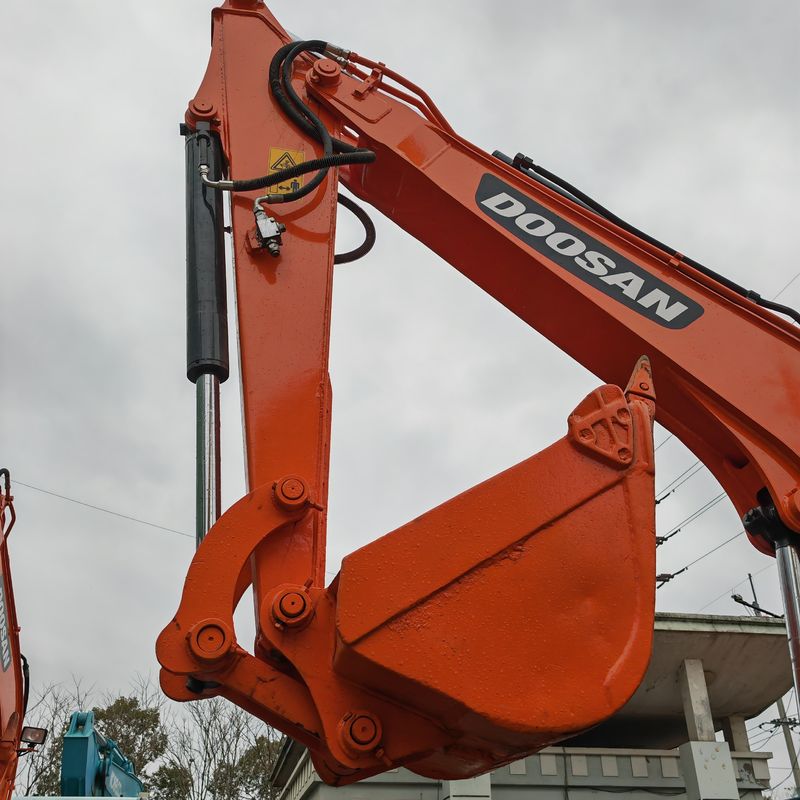 5.5 Tonnes Mini Excavateur utilisé Doosan Dx55 Excavateur utilisé 0,75m3 Capacité de seau